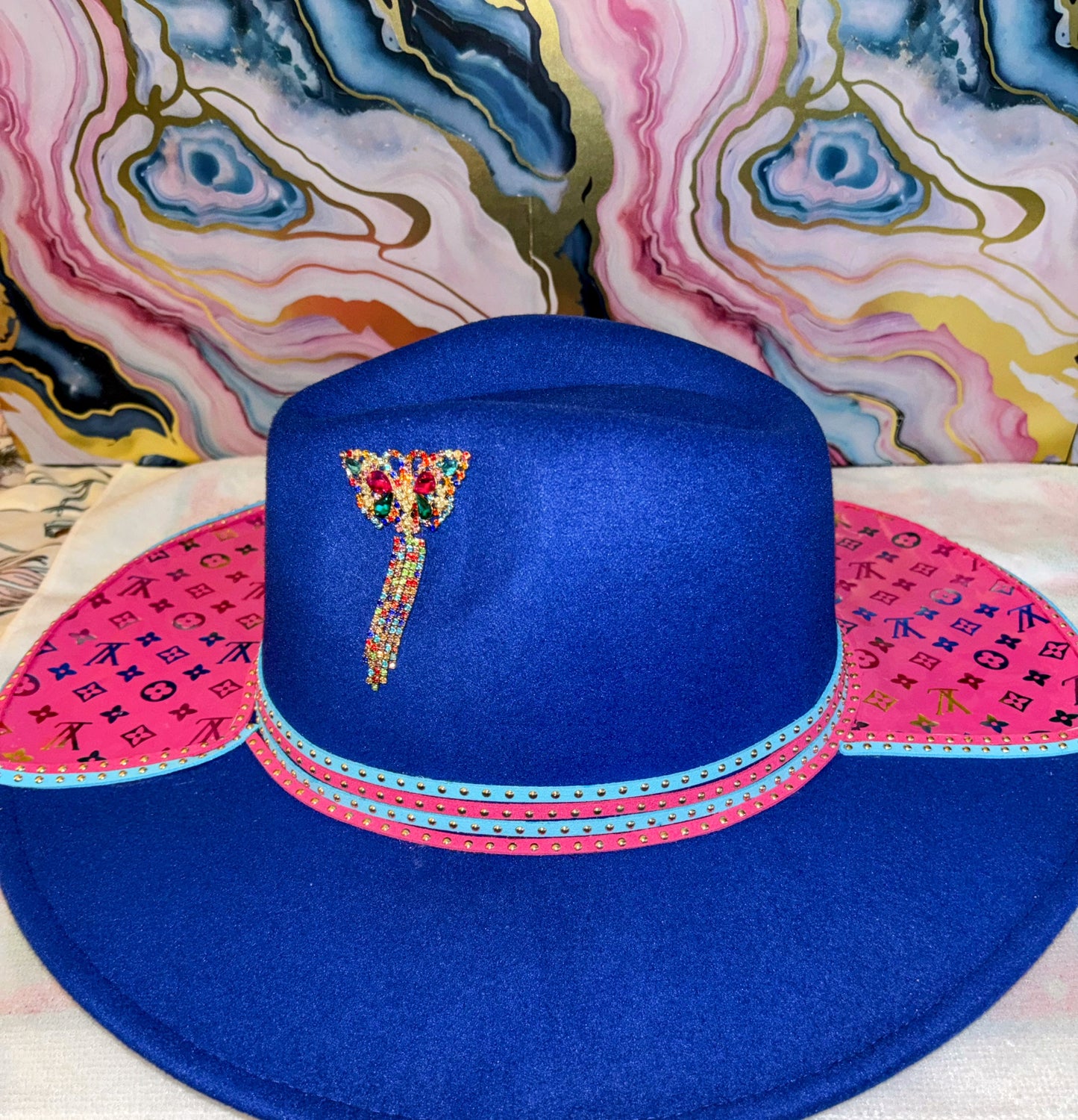 💙💖 The Femme Royale Brim